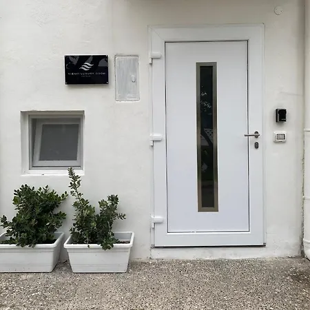 Πανσιόν Visavi' Luxury